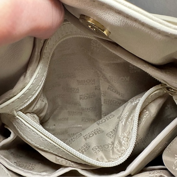 Vintage Michael Kors Ivory Leather and Gold Handbag Handbag Purse - Picture 13 of 16